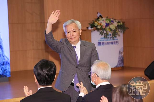 對於兒子在經營的火鍋店抓賊，被控潑湯逼簽本票一事，警政署長張榮興表示，兒子應自行承擔法律結果及社會責任，絕不護短。（本刊資料照）