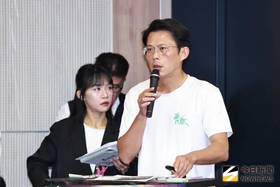 民眾黨主席黃國昌在黨代表大會致詞