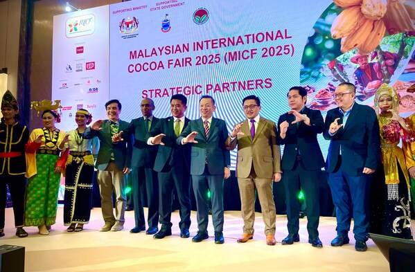 YB Datuk Chan Foong Hin and Director General of the Malaysian Cocoa Board, Datuk Dr. Ramle Hj Kasin, together with industry leaders on stage at the Pre-Launch Ceremony of MICF 2025, marking a significant journey towards global recognition of the nation's cocoa industry.