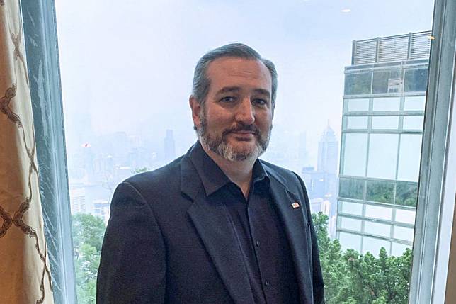 US Senator Ted Cruz at The Peak. Photo: Yonden Ihatoo