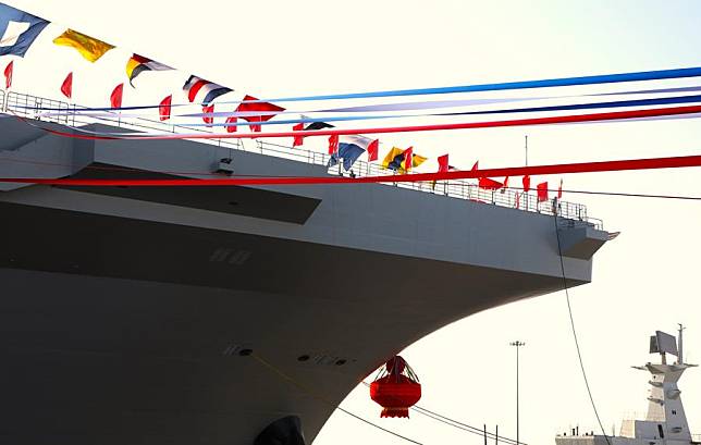 This photo shows China's first Type 076 new-generation amphibious assault ship, the Sichuan. (Xinhua/Li Yun)