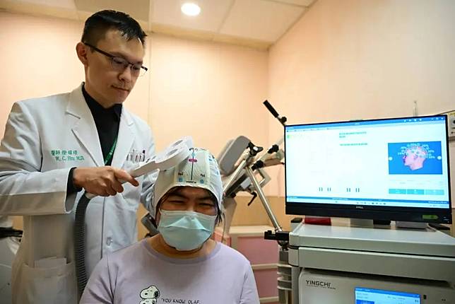 家政婦中風肢體無力　顱磁刺激治療助重拾生活樂趣
