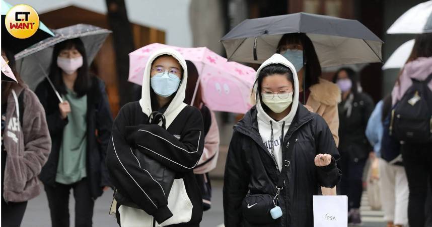 入夜鋒面甩雨彈！3地區防「劇烈天氣」今晚明晨下最大　冷氣團這天報到 | CTWANT | LINE TODAY