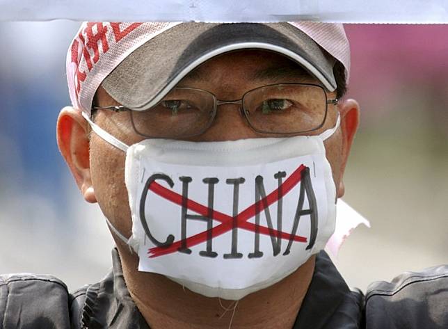 中國政府處處打壓台灣，令台灣民眾對中國愈發反感。(美聯社檔案照)