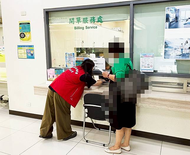 曾女的愛車遭查封後，翌日將欠款全數繳清。士林分署提供