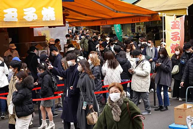 ▲近期計畫前往日本旅遊的國人注意了！日本東京都昨（21）日發布「流感流行注意報」，9月就發布流感流行注意報，是1999年以來第二次，且時間也打破1999年開始統計以來的最早紀錄。（圖／美聯社／達志影像）