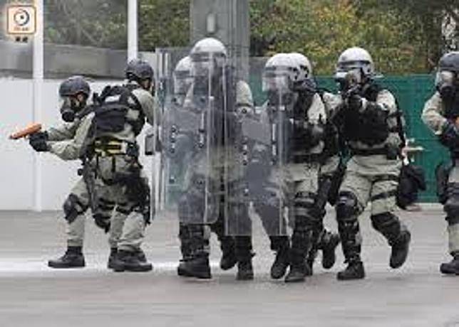 懲教署飛虎隊部分成員將成為首批特別任務警察，最快本周協助警方加入反暴工作。 