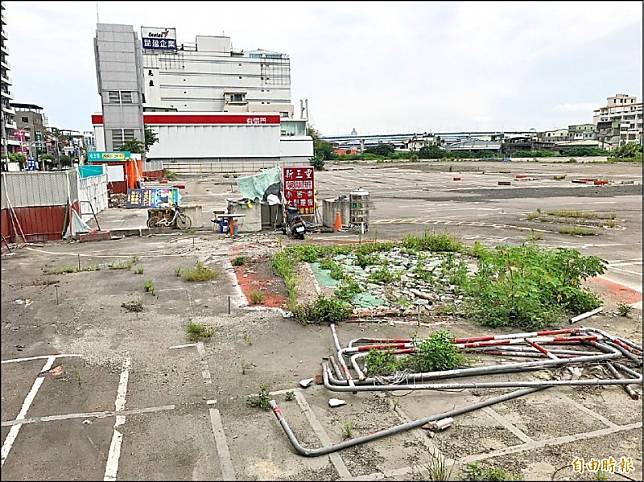 茂德機構打造三重新燕廠土地成全台最大廠辦開發案，每坪售價設定在37萬元。(記者徐義平攝)