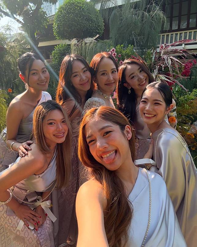 นางเอกดังรับบทเพื่อนเจ้าสาว