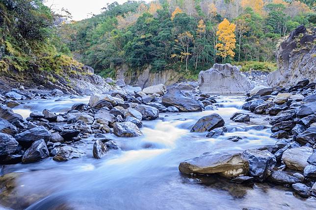 ▲泰岡溫泉是新竹鮮少人知的野溪溫泉秘境。（圖／奧丁丁體驗）