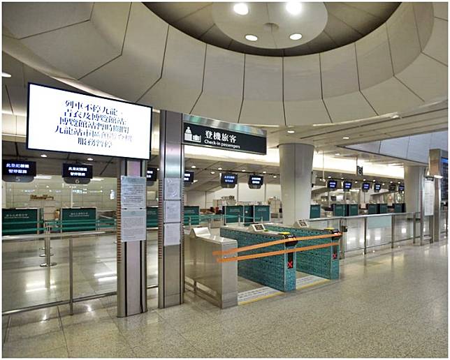 列車服務只維持來往機場至香港站，每10分鐘一班。