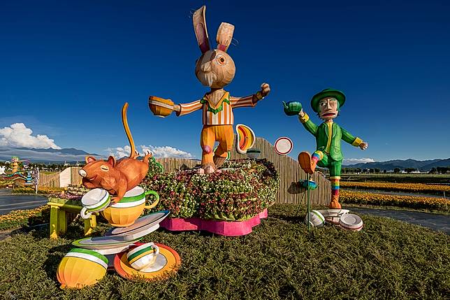 ▲「成長餐桌」讓時光暫停，盡情玩樂，不要長大。(圖/臺中市政府觀光旅遊局)