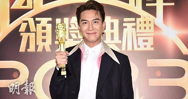 馬國明在《萬千星輝頒獎典禮2023》上只奪得「馬來西亞最喜愛TVB男主角」。他雖然失落視帝獎，但強調沒有失望。（娛樂組攝）