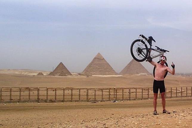 Rory Mackay arrives in Cairo, having cycled from South Africa. Now he shares adventures with Hongkongers through his company. Photos: Wild Hong Kong