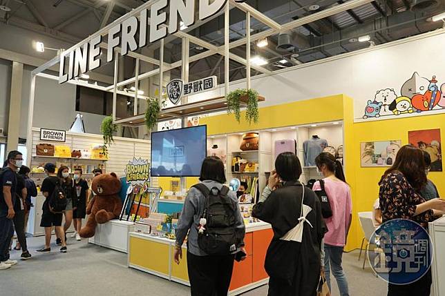 野獸國在2021文博會花博展區設有展示攤位，以「LINE FRIENDS」周邊為主。