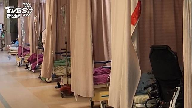 嘉義長庚傳出祭出新制，限縮夜診收治中風病患條件。（圖／TVBS）