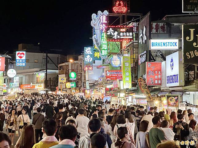 墾丁(恆春半島)是國旅最受歡迎景點之一。(記者蔡宗憲攝)