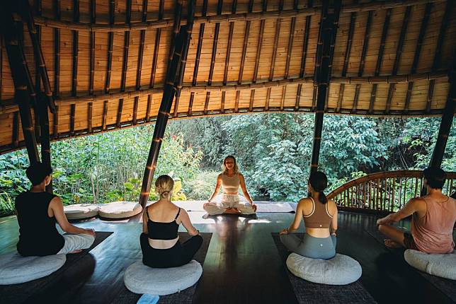 從瑜伽到聲音療癒：峇里島的靈修之旅與創意陶瓷工作坊