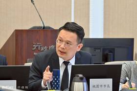 蘇俊賓提出三項隱憂呼籲中央應更積極應對。圖：行政院提供