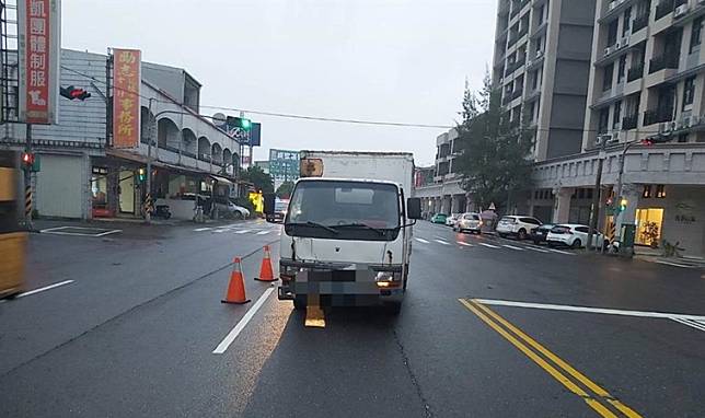 男童放學遭貨車輾過命危，兒童過馬路謹記4步驟