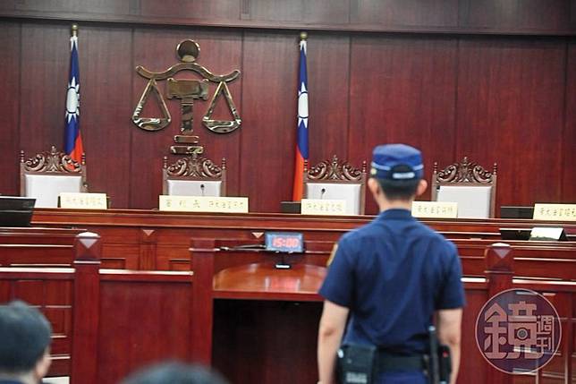 憲法法庭召開不公開說明會後，目前尚未作出裁判。