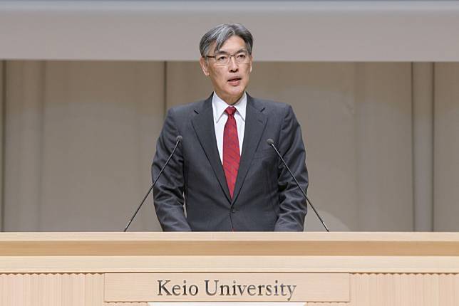 慶應義塾大學校長伊藤公平建議國立大學調漲學費。