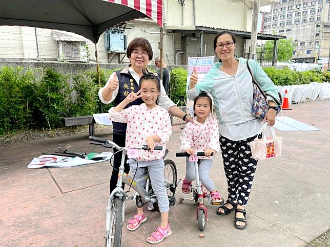 羅東鎮資源回收，延續愛心～二手腳踏車拍賣所得捐仁愛基金！