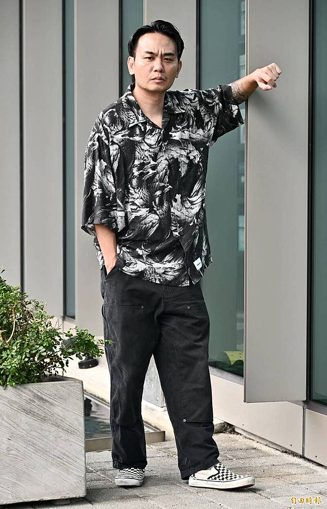 楊大正聊起家庭，罕見流露出鐵漢柔情的一面。(記者陳奕全攝)
