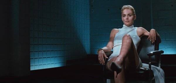 好萊塢性感女神莎朗史東（Sharon Stone）過去因出演《靈異第六感追緝令》（Basic Instinct）爆紅。圖／截自YouTube