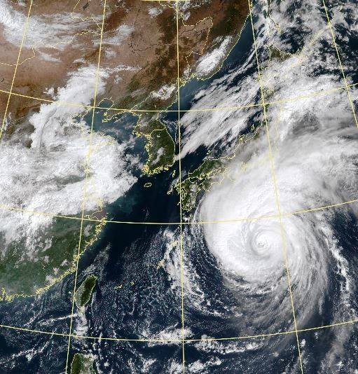 哈吉貝颱風即將襲日。(擷取自中央氣象局)