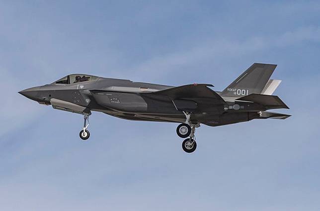 F-35A戰機。 圖：翻攝@TheAviationist推特