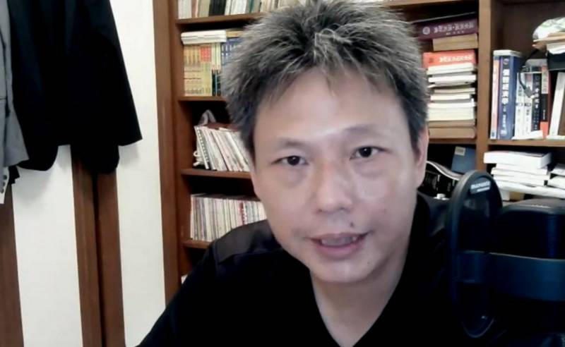 名嘴謝寒冰直播跪完 千份雞排發放地點時間曝光 | 自由電子報 | LINE TODAY