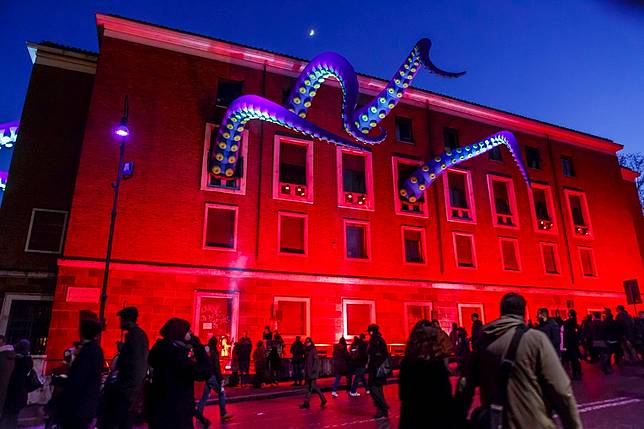 ▲在忠孝東路七段周邊（停車場）將有來自英國的Filthy Luker的作品「章魚入侵」（圖/臺北市政府文化局）