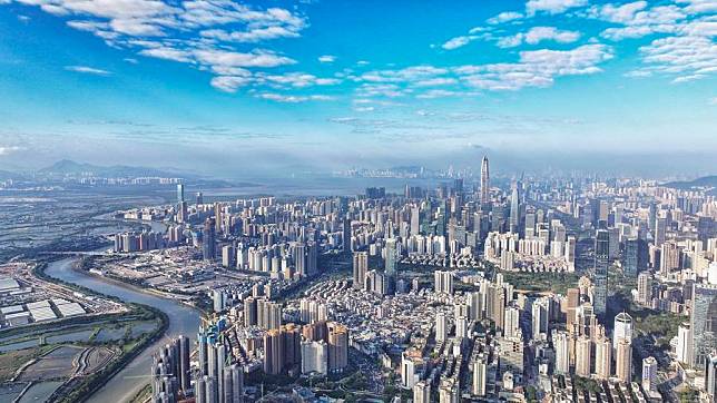 An aerial drone photo taken on Dec. 4, 2024 shows a view of Shenzhen, south China's Guangdong Province. (Xinhua/Mao Siqian)