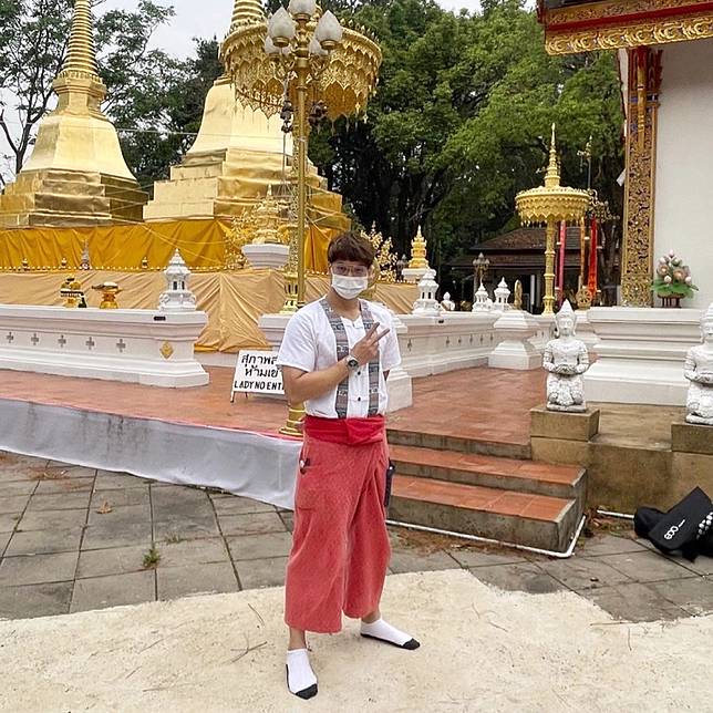 บี้ สุกฤษฎิ์ นักร้องติดดิน แม้ถือหุ้นเป็นล้าน ล่าสุดร้อยพวงมาลัย แฟนๆ  วอนขอกลับมารับงานวงการ | สยามนิวส์ | LINE TODAY