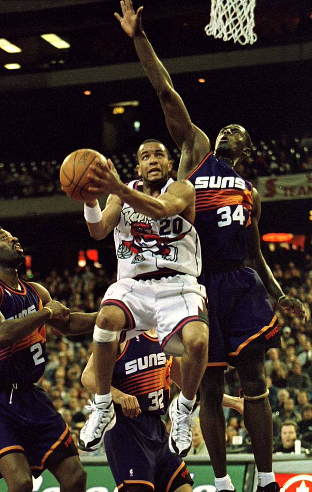 Damon Stoudamire（前）圖片來源 LINE TODAY：路透社/達志影像