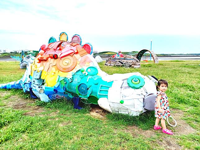 海廢地景藝術節成為暑期觀光新亮點