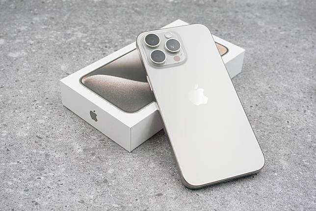 iPhone 15 Pro Max 長焦攝錄超強旗艦手機開箱動手玩| Zeek玩家誌| LINE
