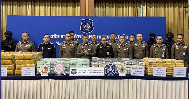 ผบ.ตร.ประชุมติดตามสถานการณ์ยาเสพติด
