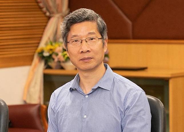 姚新是人工智能領域的國際頂尖學者。