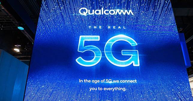 高通（Qualcomm）為全球晶片重要製造商，預測明年5G手機出貨量為1億7500萬至2億2500萬支。   圖：翻攝自高通Facebook