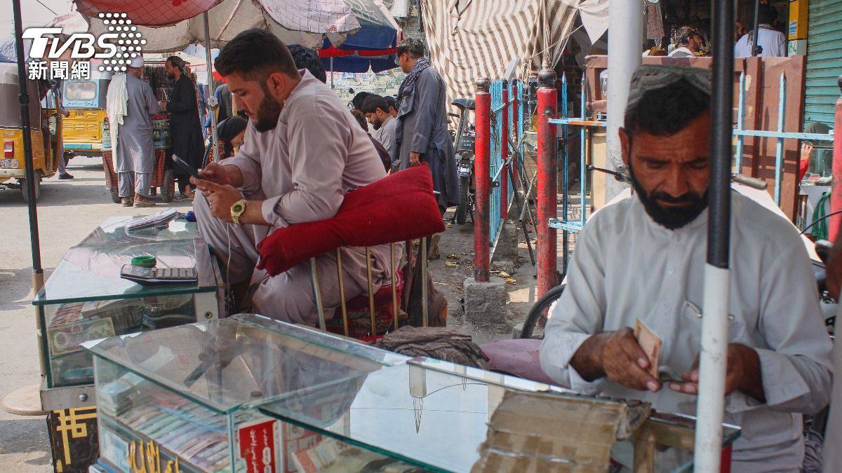 阿富汗斷網48hrs訊號終恢復！ 傳塔利班否認斷網 | TVBS | LINE TODAY