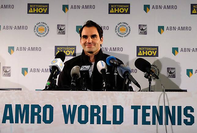 Roger Federer重返世界第一後接受媒體訪問。（達志影像）