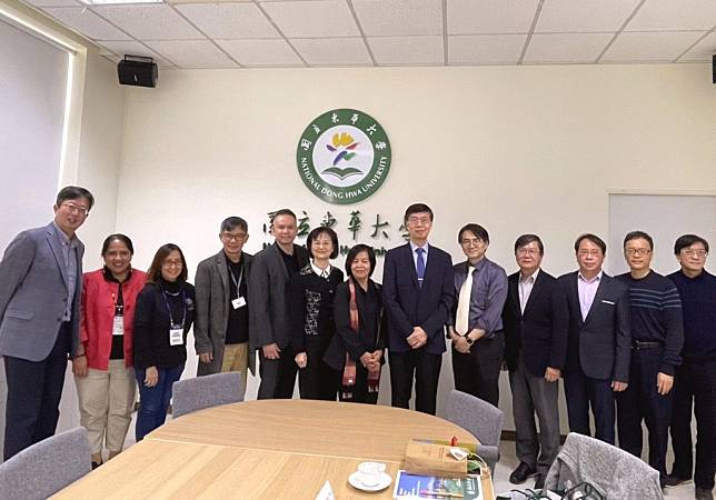 菲律賓大學碧瑤分校代表團訪問國立東華大學。(東華大學提供)