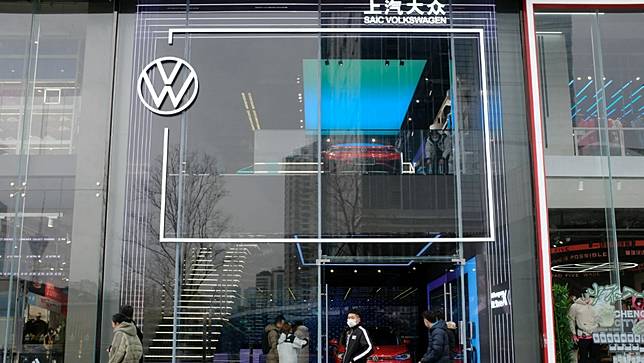 2021年1月，中國上海汽車集團與德國福斯汽車的合資公司「上汽大眾」位於成都的展示間。路透社資料照片