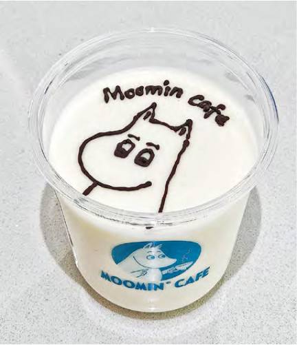 在意式奶酪（panna cotta）上畫有朱古力Moomin，賣相立刻提升。（38人民幣/約41港元）（綽希攝）