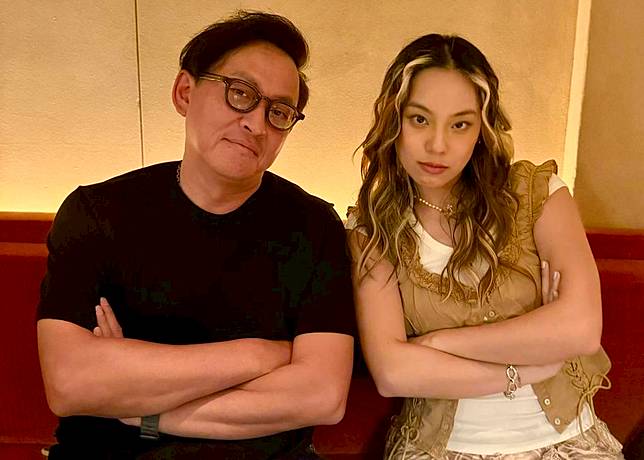 詹姆士58歲同框愛女慶生，她有感而發惹淚。（圖／臉書 詹姆士）