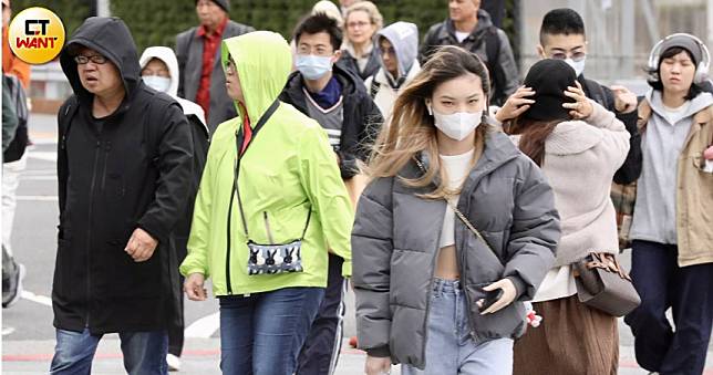 全台急凍！天冷應預防腦中風　營養師推「6大飲食」：早晚1杯奶補鈣