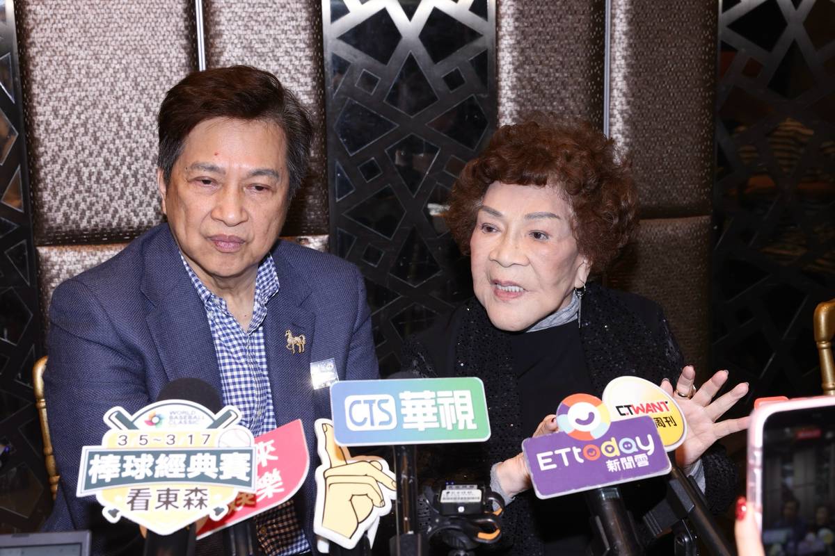 馮凱執導「豆腐媽媽」原型是她！周遊露面激動哭了 | 聯合新聞網 | LINE TODAY