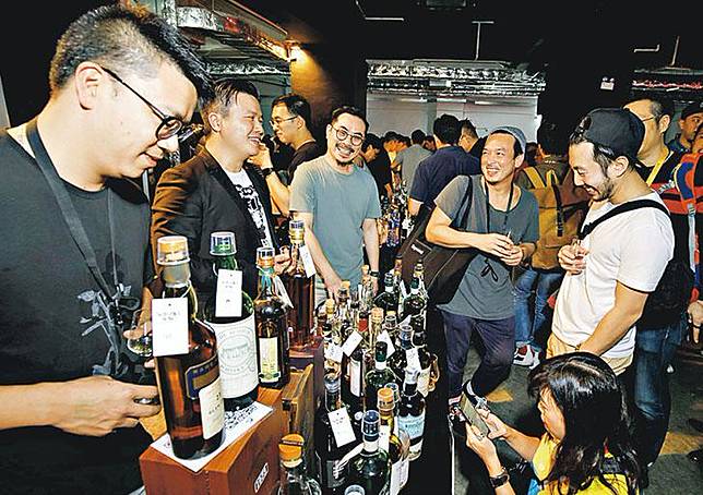Whisky Now! 有別於一般威士忌酒展，去商業化的方式，令這個活動更像是威士忌發燒友的聚會。（大會提供）